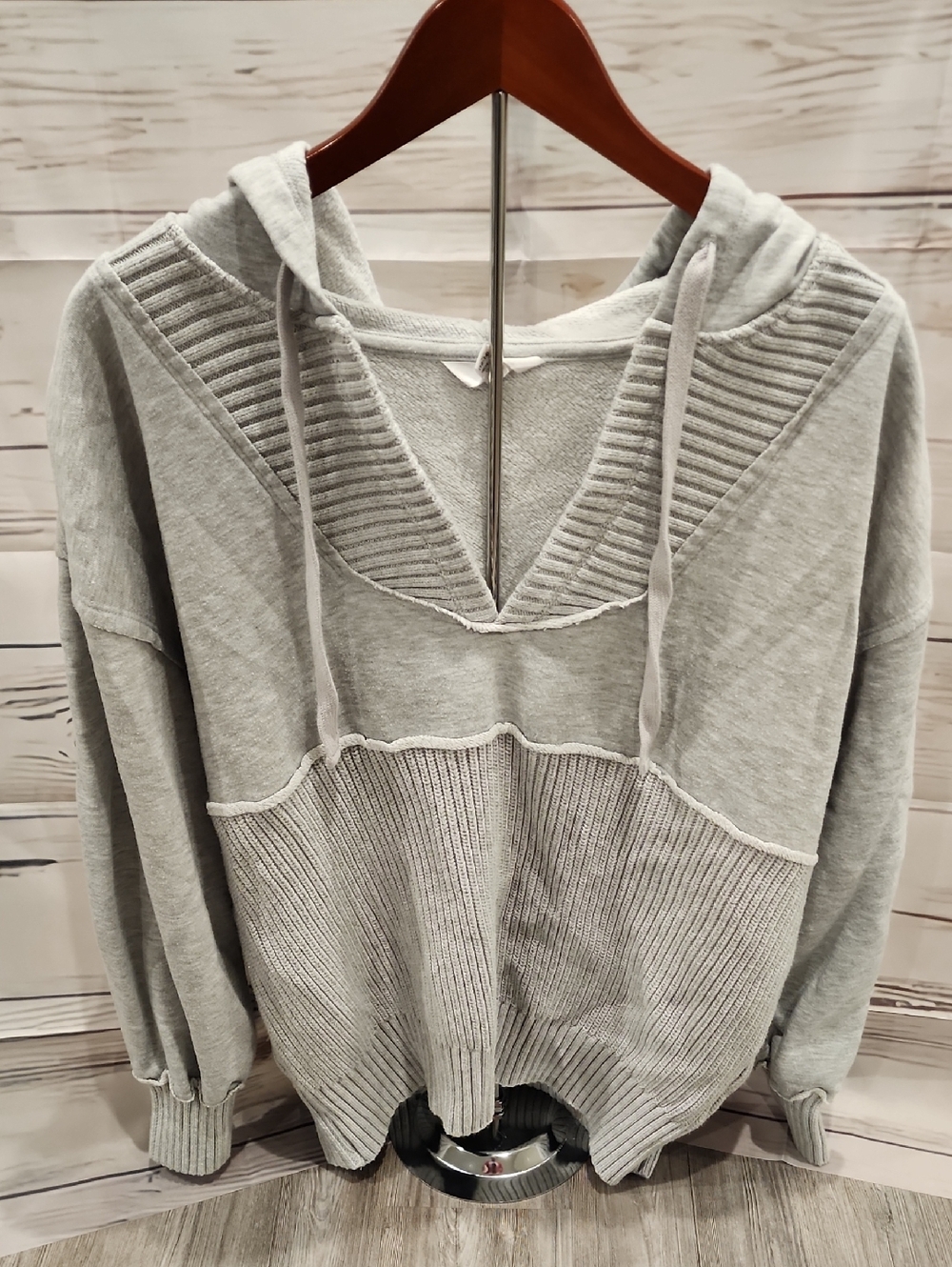 Time and Tru Light Gray V-Neck Hooded Sweater